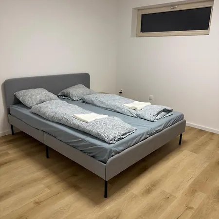 Priestranny 3-izbovy Апартаменты Brenner