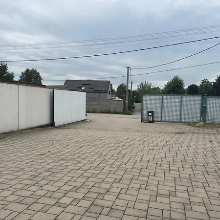 Διαμέρισμα Priestranny 3-izbovy