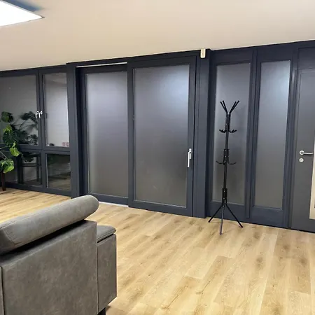 Priestranny 3-izbovy Апартаменты Brenner