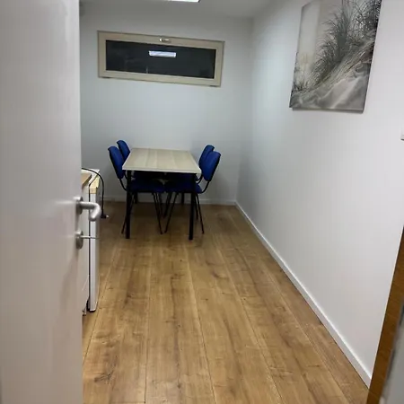 Priestranny 3-izbovy Апартаменты Brenner