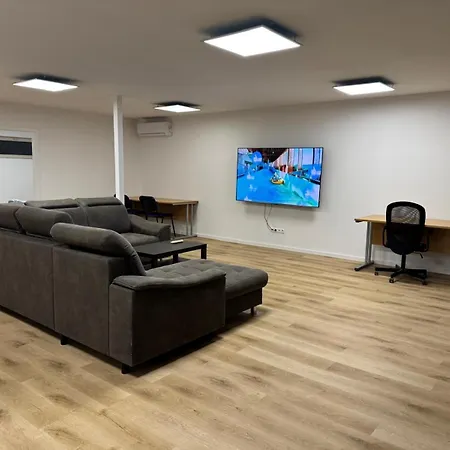 Priestranny 3-izbovy * Brenner